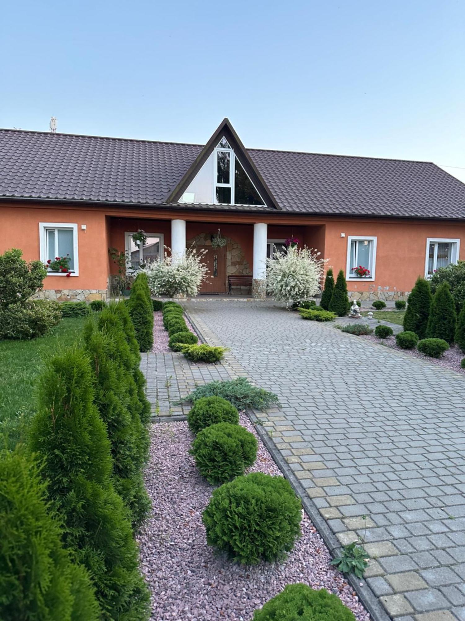Лукі Villa Svityaz' Exterior photo